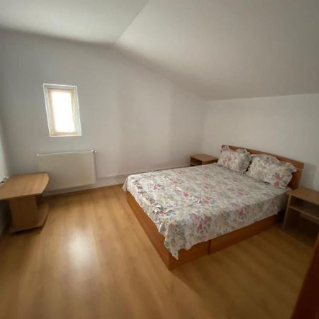 Отель Vila Riviera Констанца Экстерьер фото
